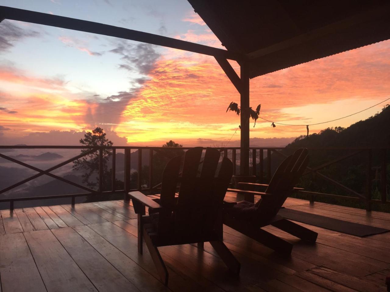 Mountain Nest Bed & Breakfast Lanquin Exterior photo